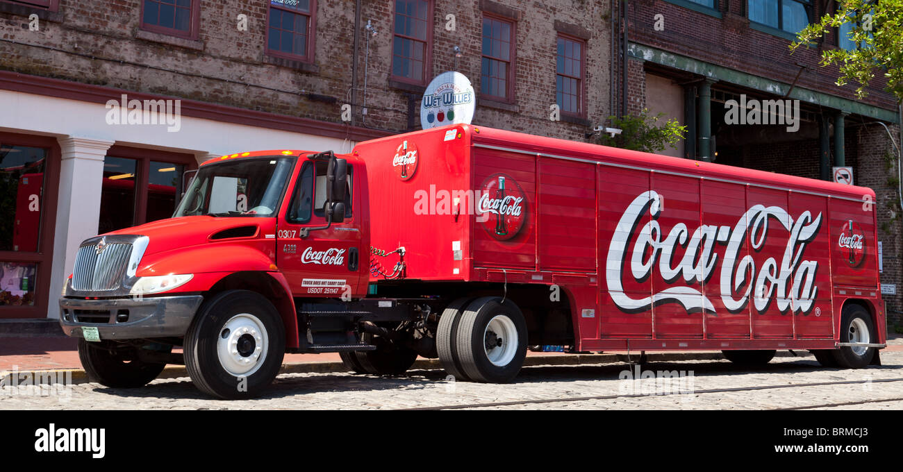 CAMION DE LIVRAISON Coca Cola de marque allemande, jouet vintage en