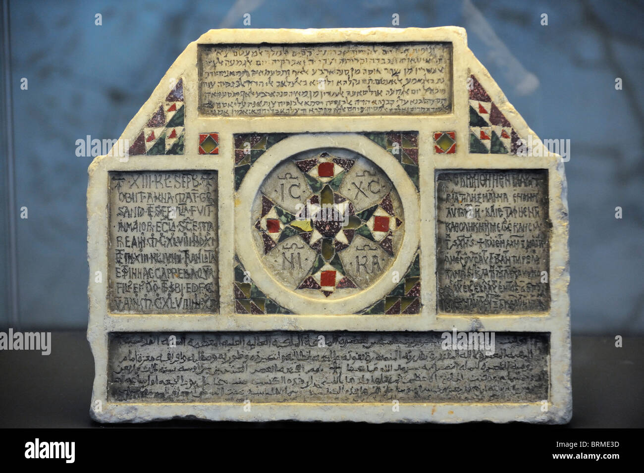Inscription Pierre Tombale Banque d'image et photos - Alamy