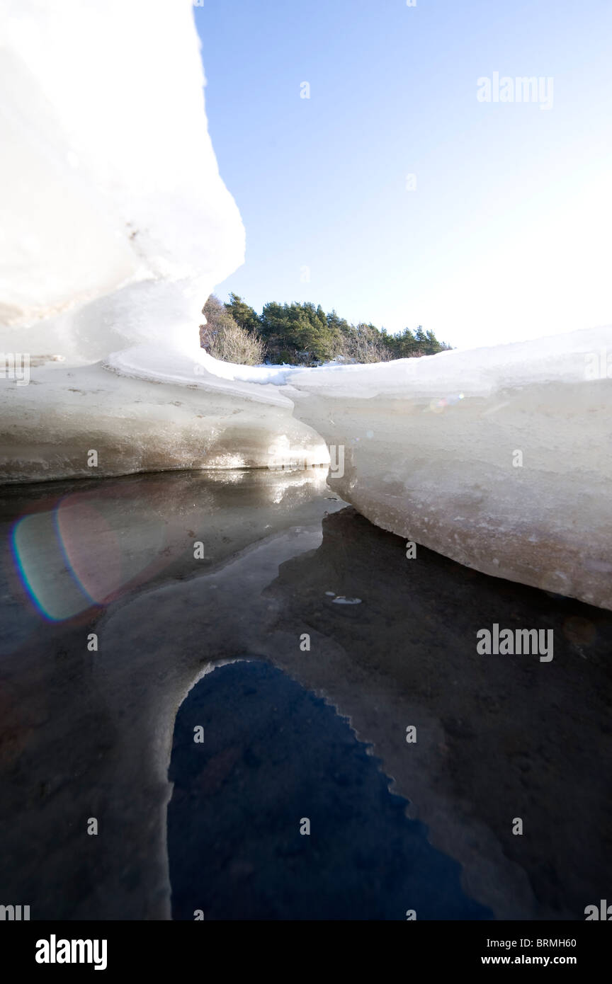 Détails de nature d'hiver, la glace de mer et d'eau libre, la Suède Banque D'Images