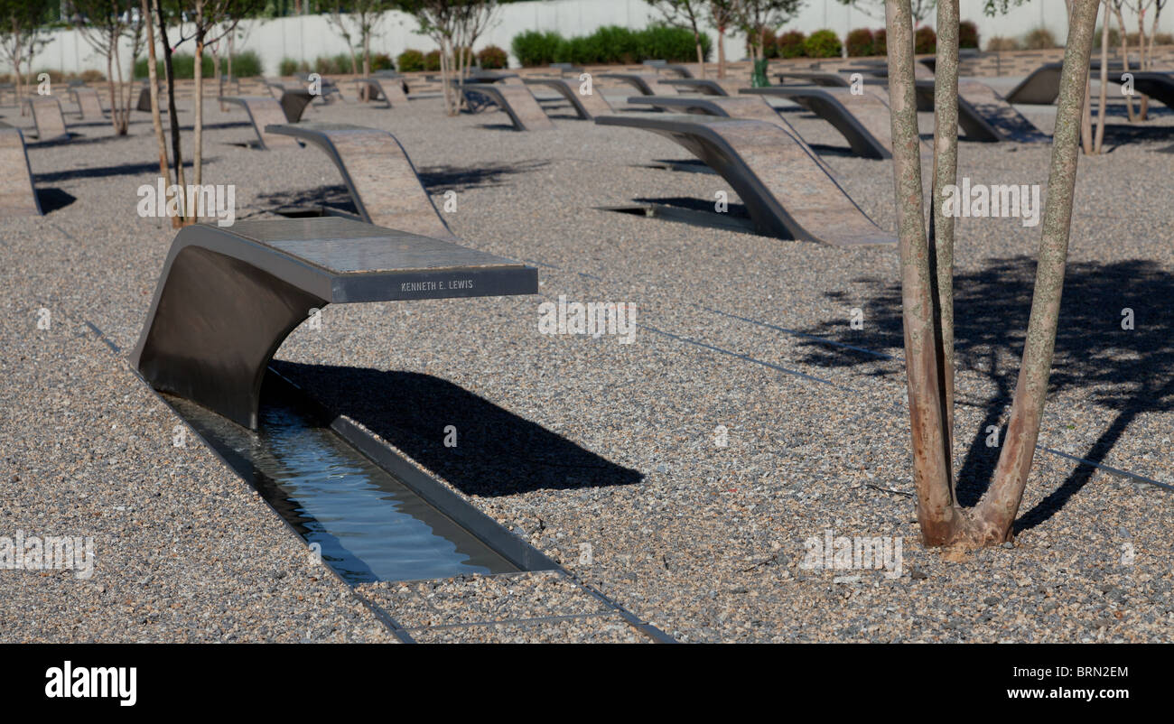 Le Mémorial du Pentagone dans le comté d'Arlington, Virginie, est un mémorial à 184 personnes tuées dans le bâtiment et dans l'avion. Banque D'Images