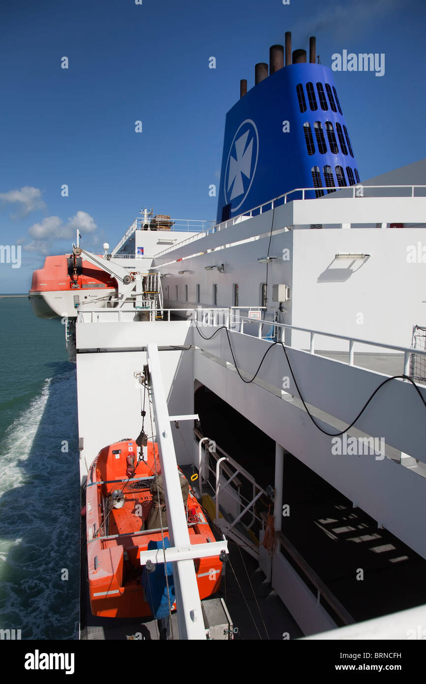 Sauvetage sur la croix channel Norfolkline Ferry Douvres à Dunkerque France et Royaume-Uni Banque D'Images