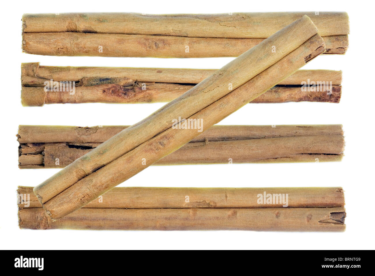 Les bâtons de cannelle - Cinnamomum zeylanicum Banque D'Images