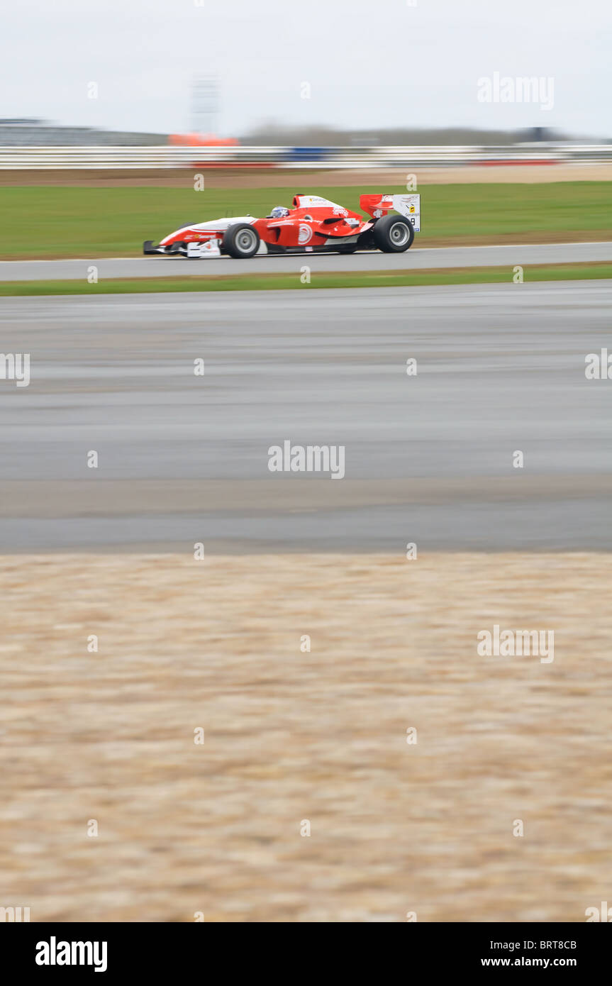 Chris Van der Drift dans la voiture l'Olympiacos - superleague formula à Silverstone 2010. Banque D'Images