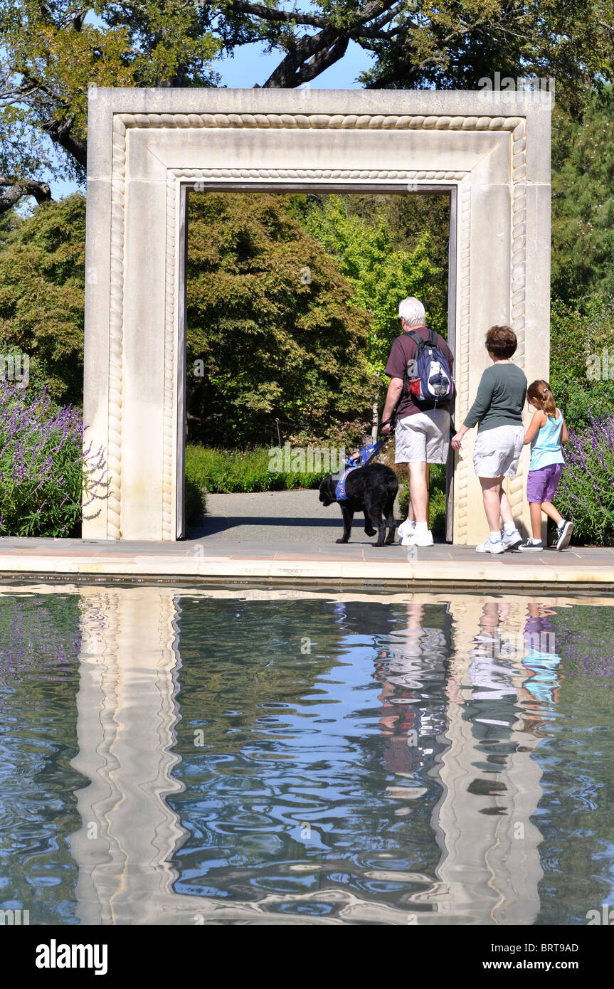 'Sculpture' du châssis à l'Arboretum de Dallas, Texas, USA Banque D'Images