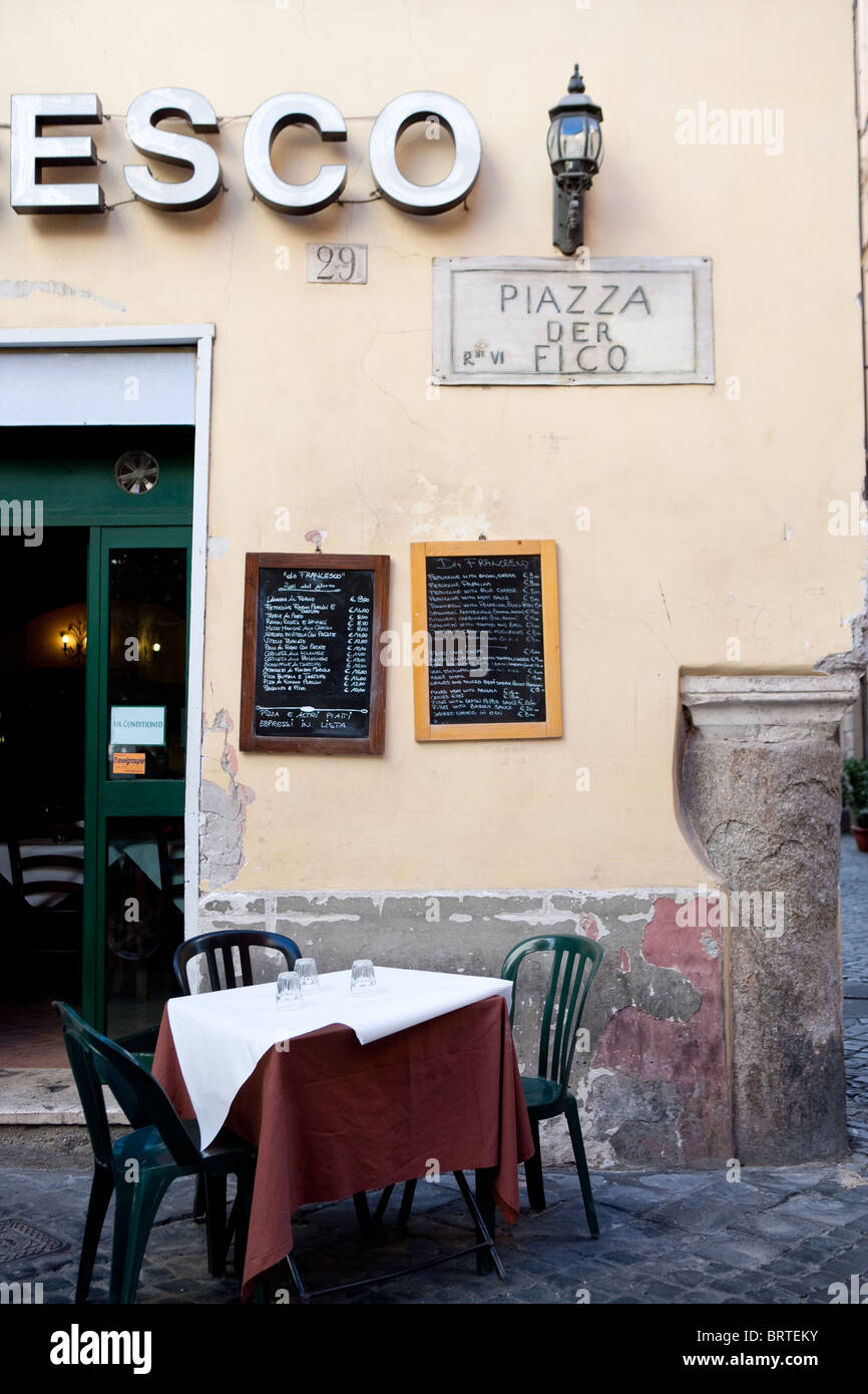 Caffe bar menu Se connecter sur le mur café restaurant La Piazza del Fico Rome Italie Banque D'Images