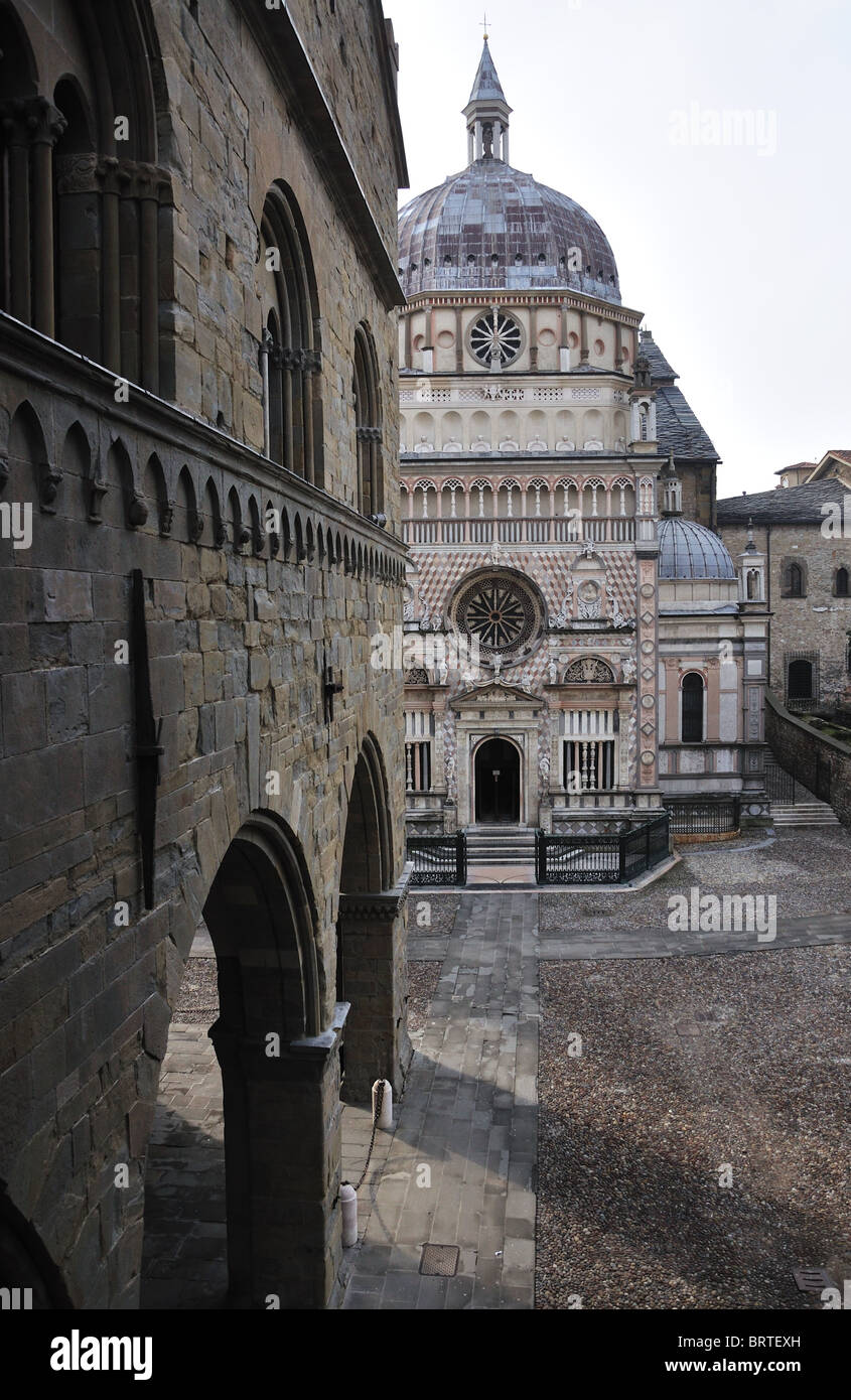 La Cappella Colleoni (chapelle Colleoni) est une église/mausolée à Bergamo, Italie du nord. Banque D'Images