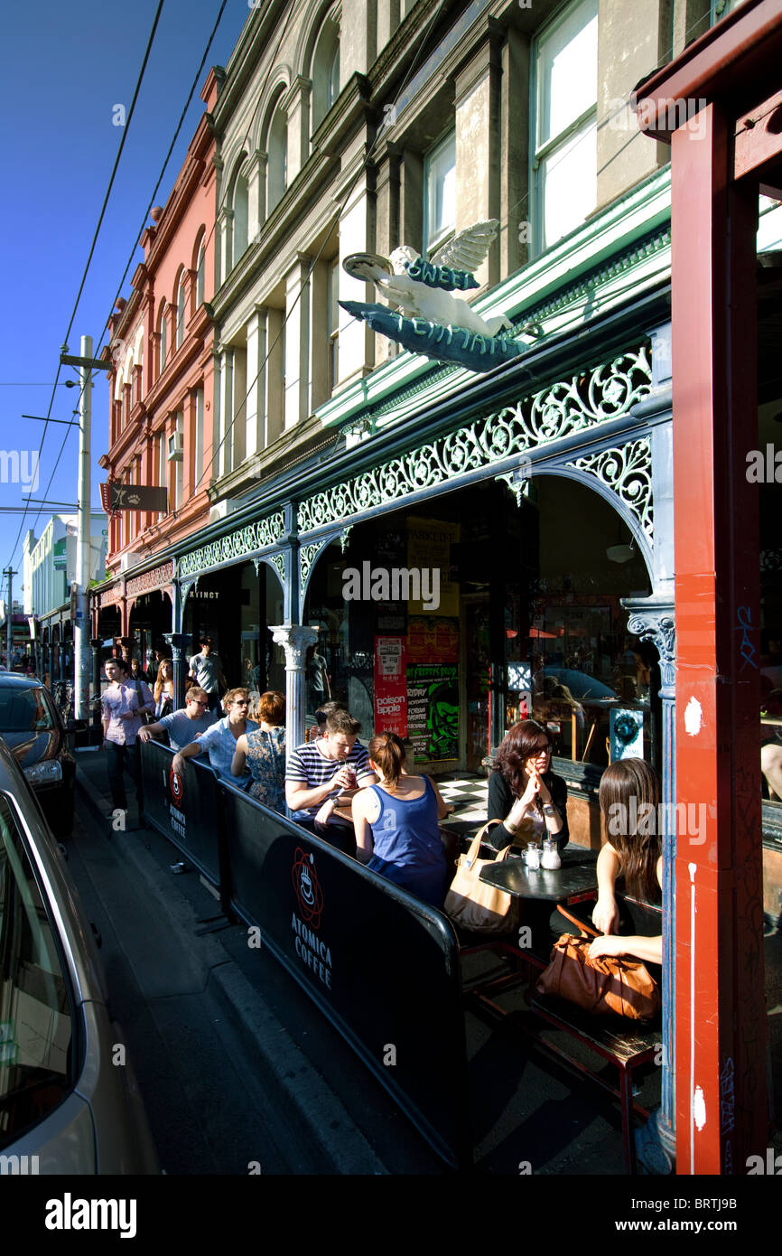 Melbourne, Brunswick st, la vie de la rue et du café sur l'une des rues les plus proches de Melbourne Banque D'Images