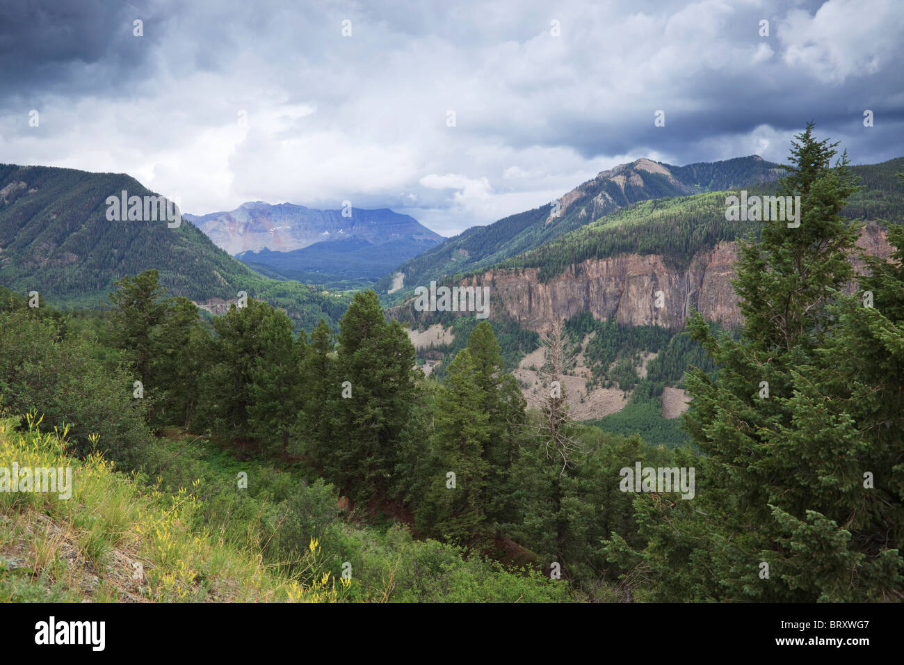 Tempête sur montagnes de San Juan dans le Colorado, USA Banque D'Images