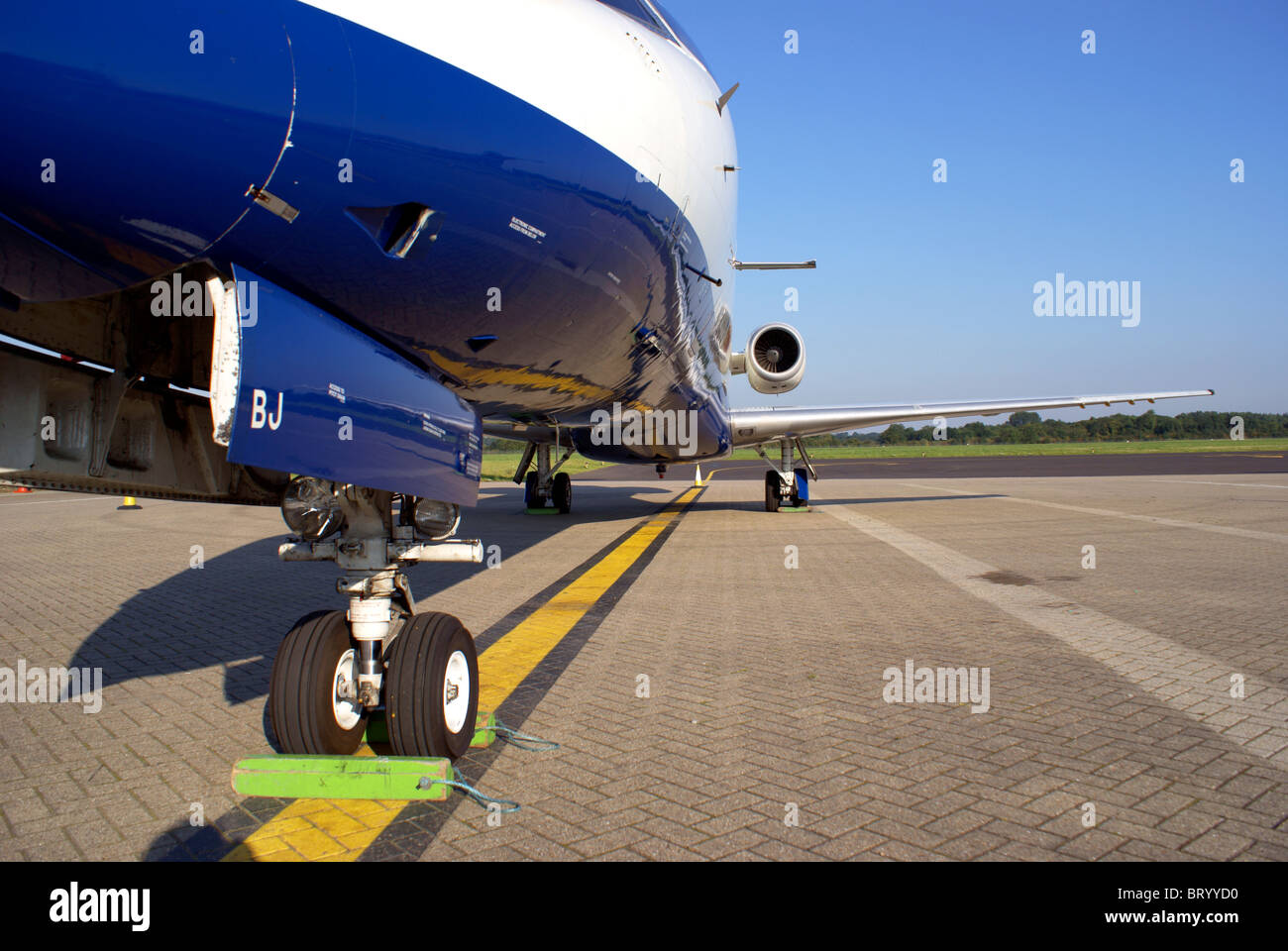 EMBRAER REGIONAL JET 145 G-EMBJ Banque D'Images