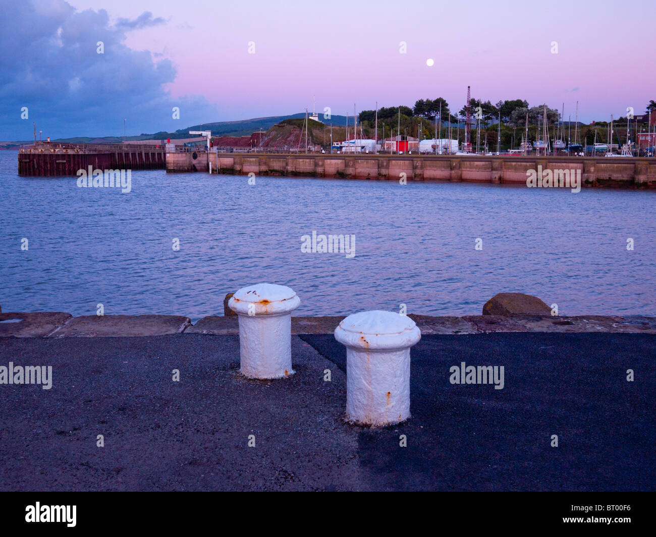 Lever de Watchet Harbour Marina, Somerset, Angleterre. Banque D'Images