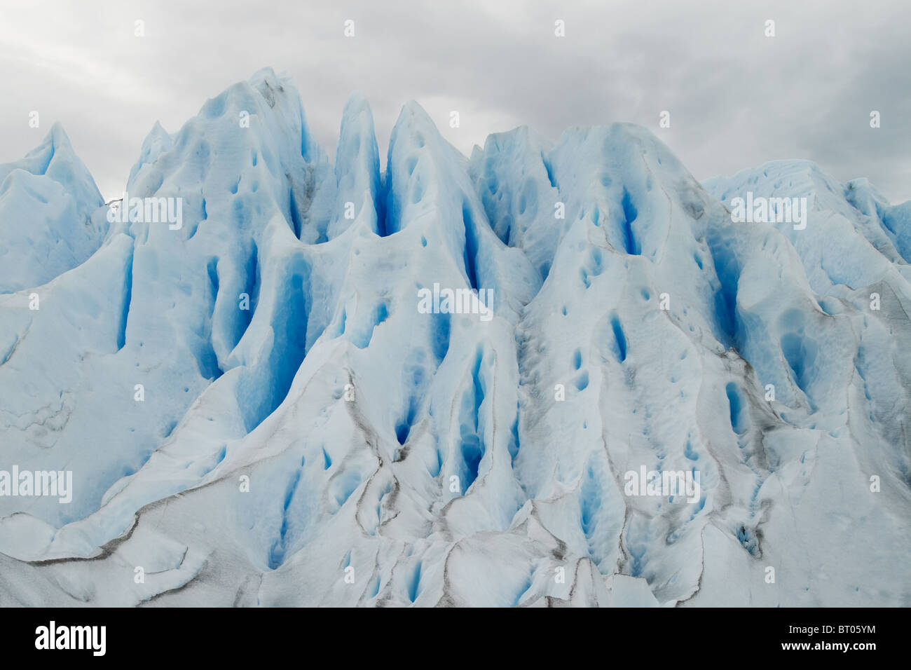 Grotte de glace dans le glacier Perito Moreno Banque D'Images
