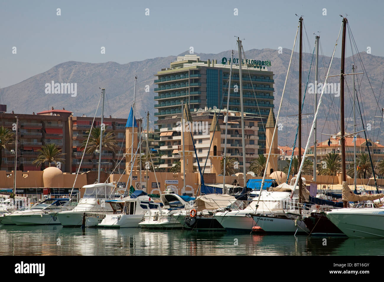 Puerto Deportivo de fuengirola malaga costa del sol andalousie espagne Marina fuengirola malaga costa del sol andalousie espagne Banque D'Images