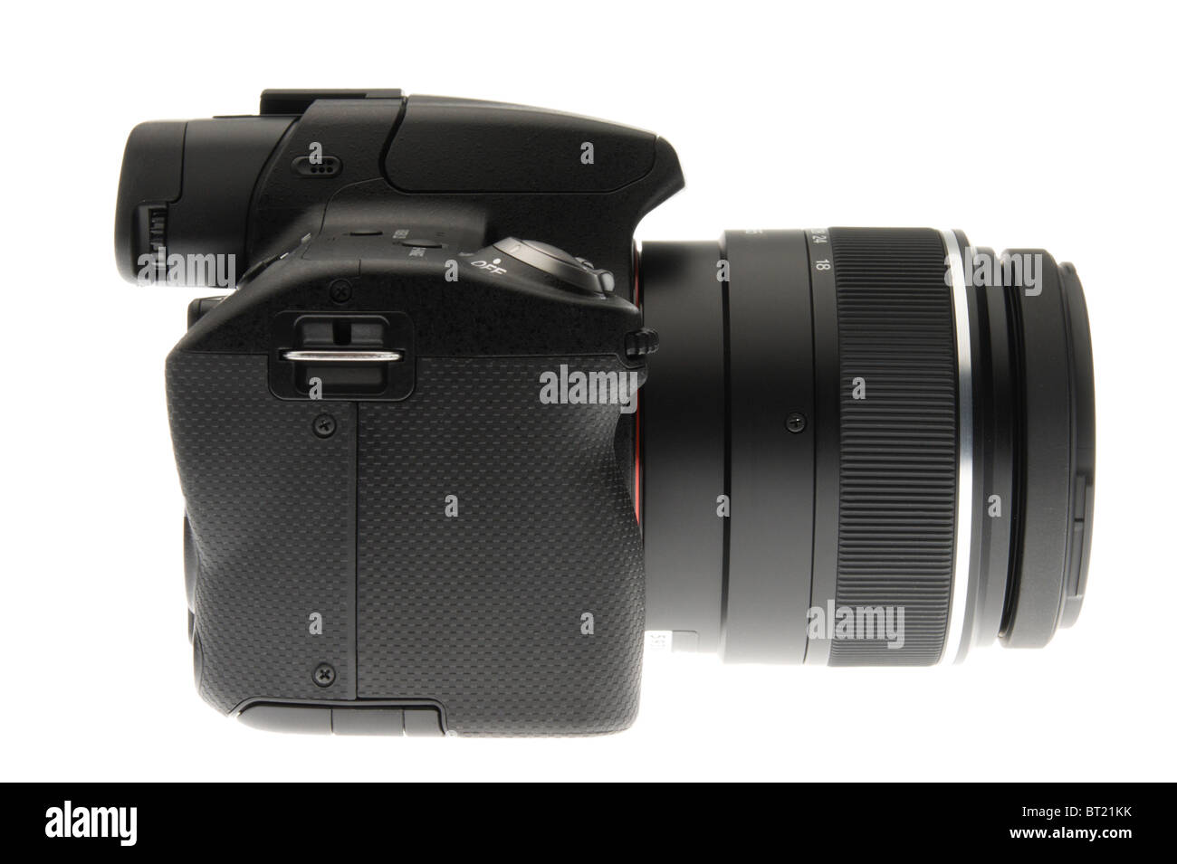 L'objectif unique numérique appareil photo Translucide' lancé Octobre 2010 - vue latérale avec toutes les marques utilisés comme élément anonyme Banque D'Images