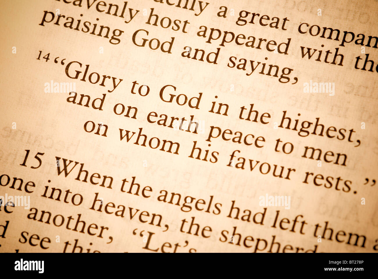 Partie de la bible, focus point sur les mots(Gloire à Dieu...) Banque D'Images