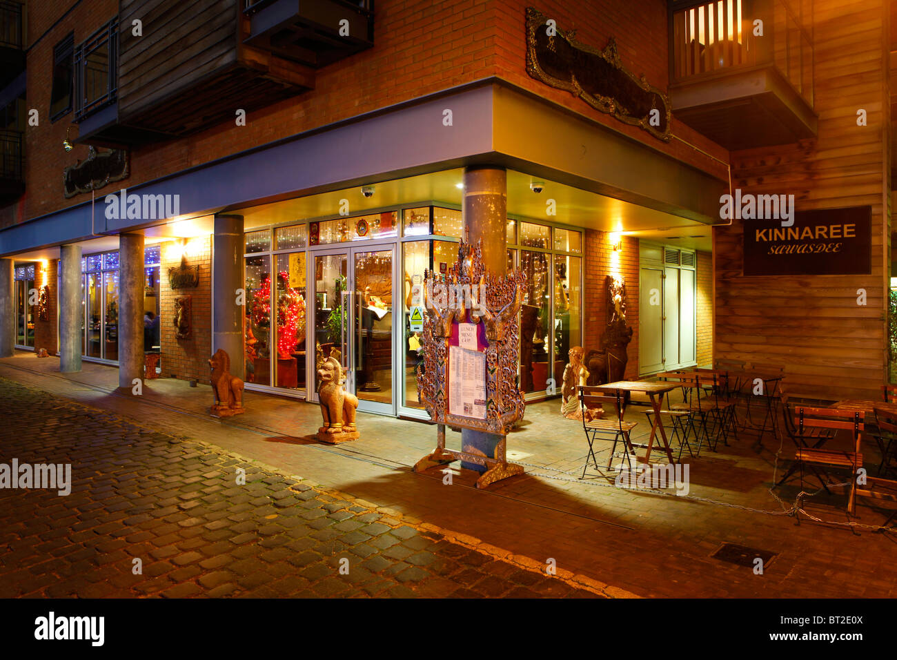 Kinnaree Thai Restaurant, Birmingham, West Midlands, England, UK Banque D'Images