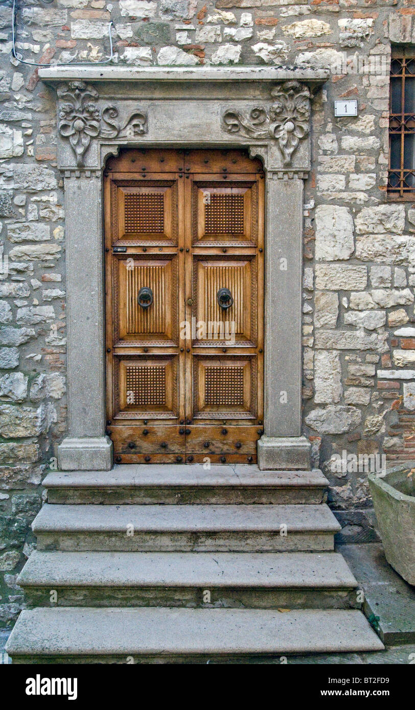 Fermer la porte en bois. Banque D'Images