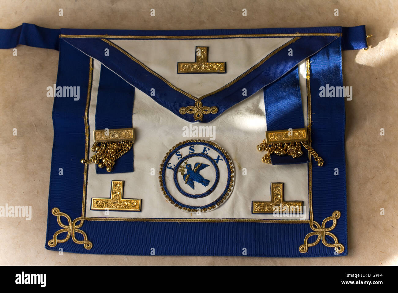 Tablier de cérémonie de franc-maçon - Regalia maçonnique et symbolisme Banque D'Images