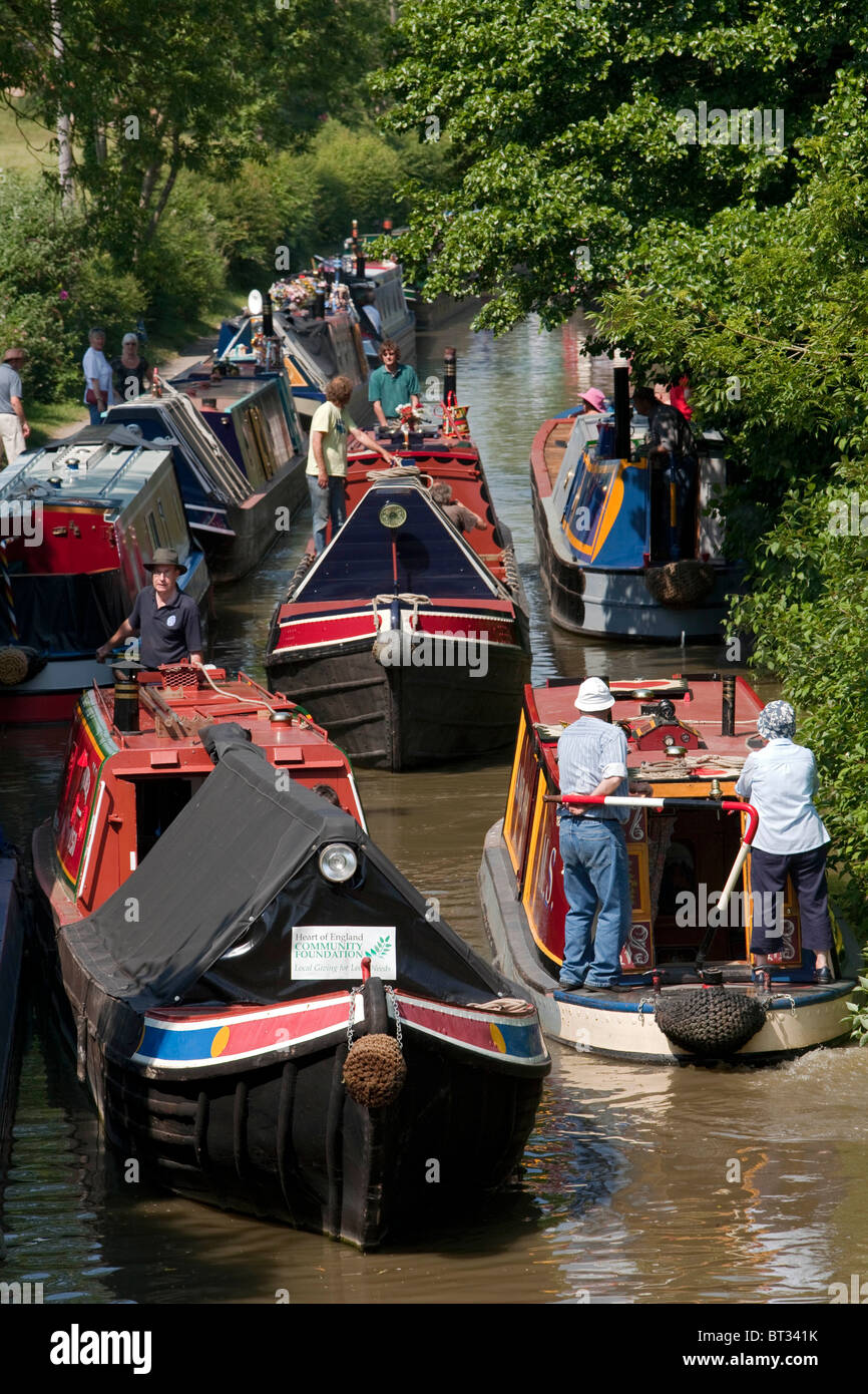 Narrowboats recueillir au cœur de l'UK canal system à Braunston pour le bateau étroit canal historique et Rallye. DAVID MANSELL Banque D'Images