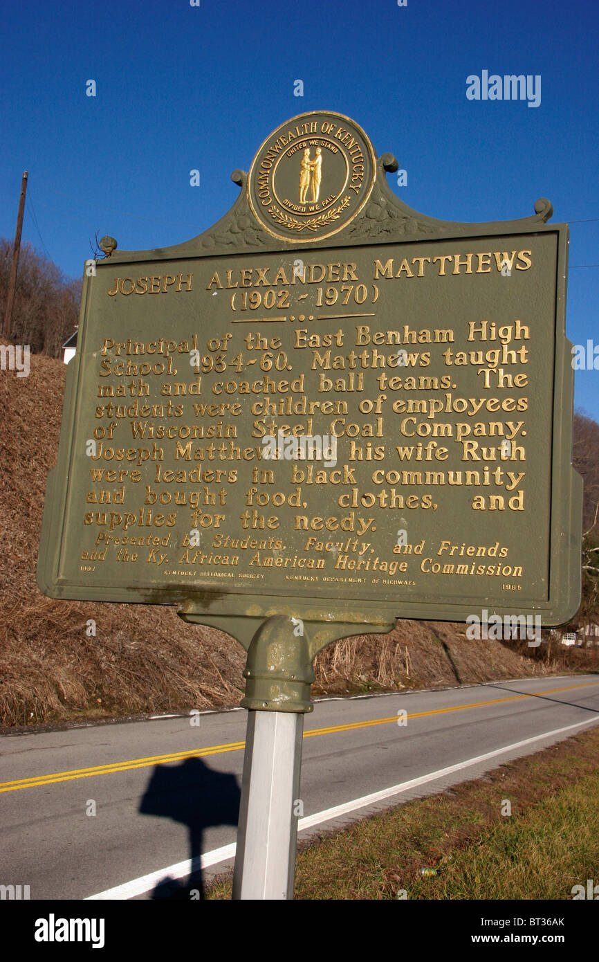 Directeur de l'East High School Benham, 1934-60. Matthews enseigne les mathématiques et l'entraîneur des équipes de balle Banque D'Images