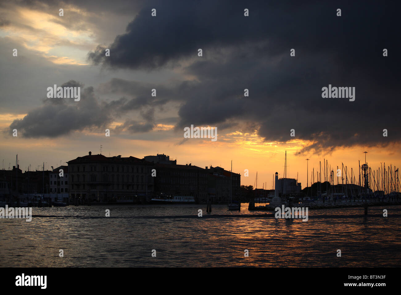 Lagune de Venise, Chioggia, coucher de soleil, mer, bateau, Banque D'Images