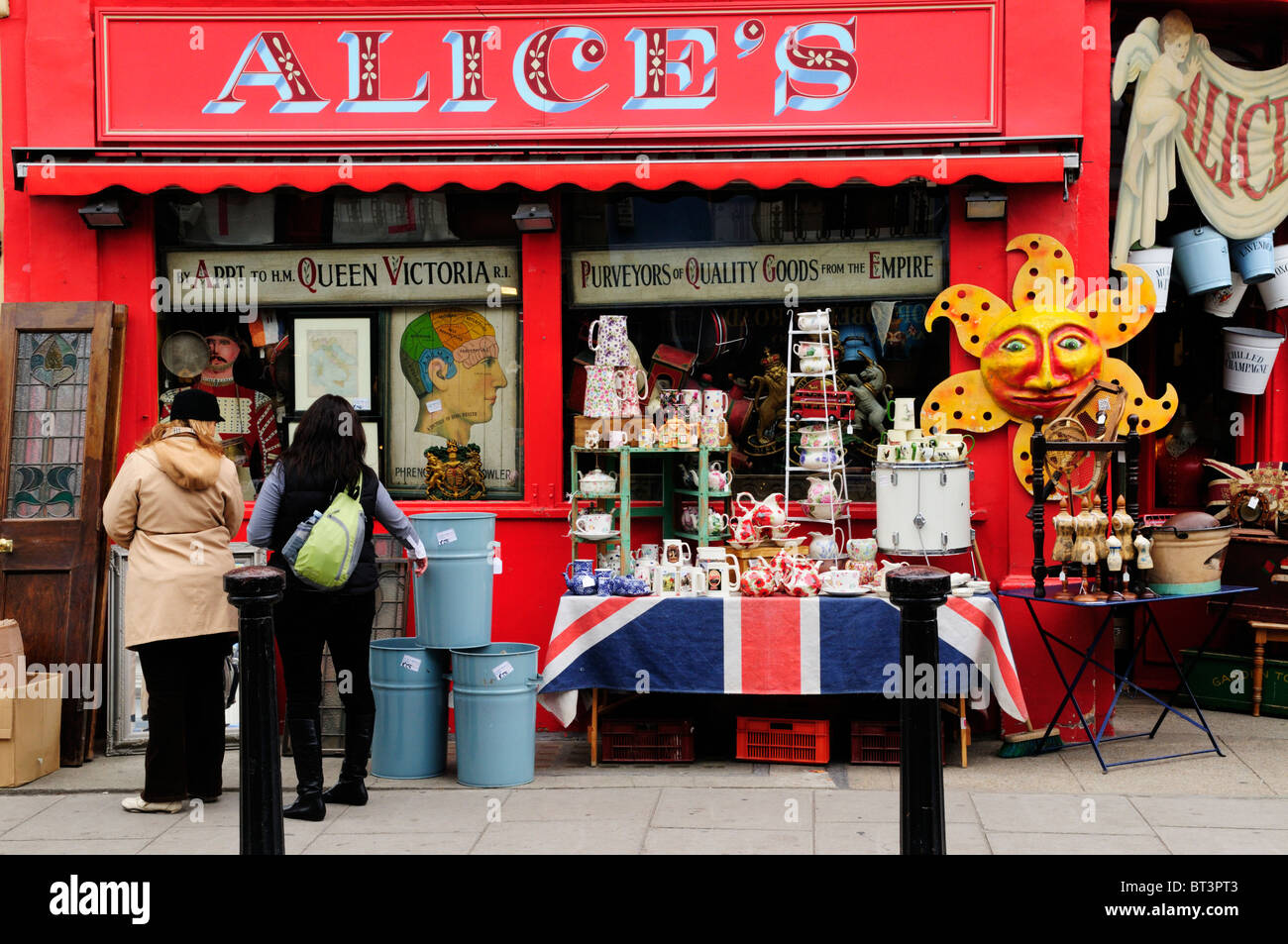 Alice's Antiques Shop, Portobello Road, Notting Hill, London, England, UK Banque D'Images