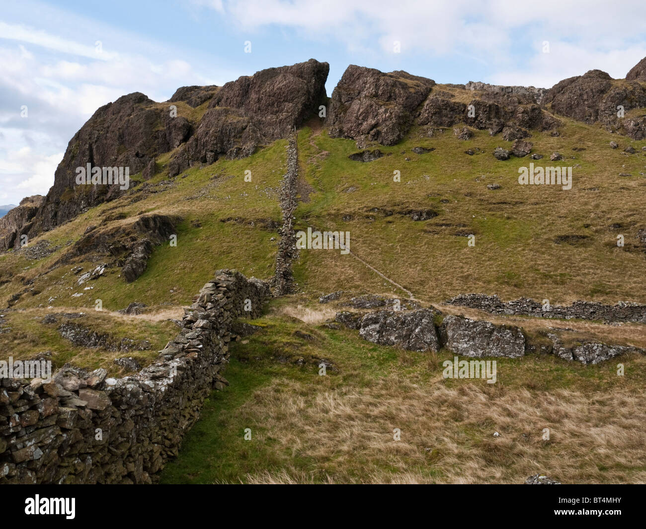 Moel yr Ogof, 'colline de la grotte' dans le Moel Hebog gamme, Snowdonia, Nord du Pays de Galles. La grotte était une cachette d'Owain Glyndwr. Banque D'Images