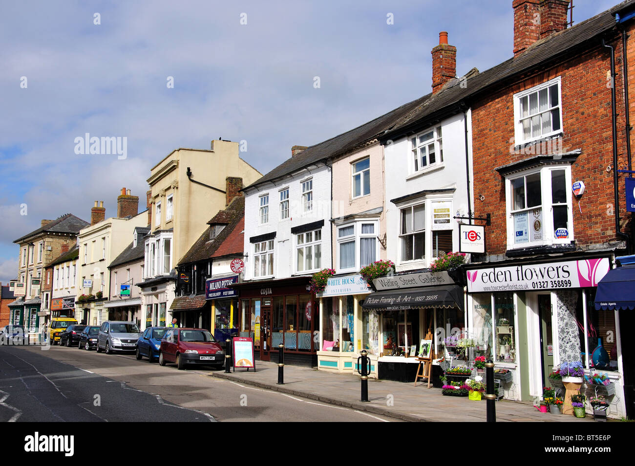 Watling Street, Towcester, Northamptonshire, Angleterre, Royaume-Uni Banque D'Images