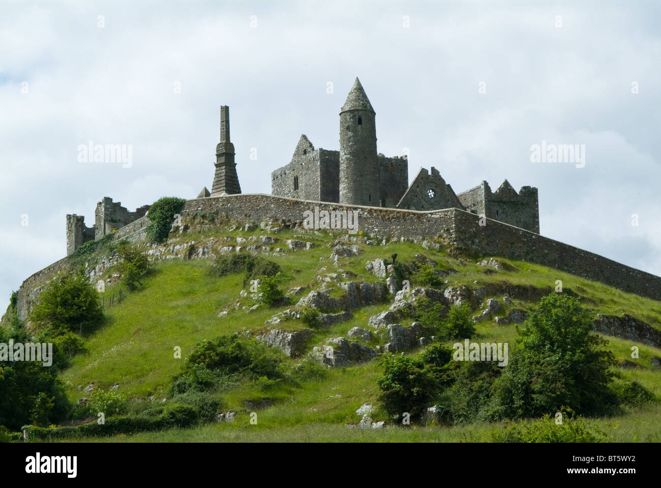 Rock of Cashel Irlande eire irlandais du 12ème siècle Carraig Phádraig Kings St. Patrick's historic site province Munster, Afrique du Sud Banque D'Images