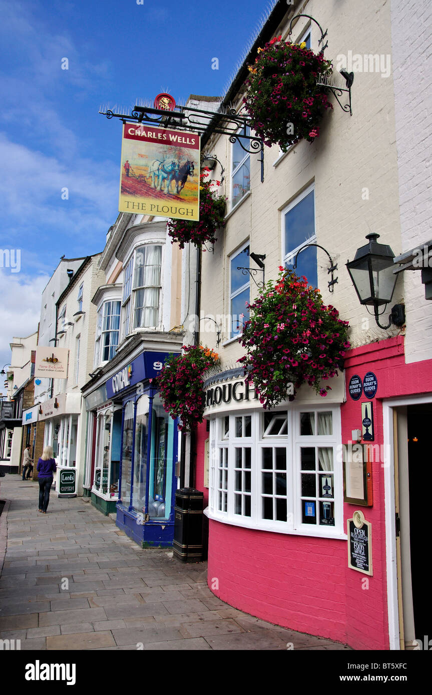 La Charrue Pub, Watling Street, Towcester, Northamptonshire, Angleterre, Royaume-Uni Banque D'Images