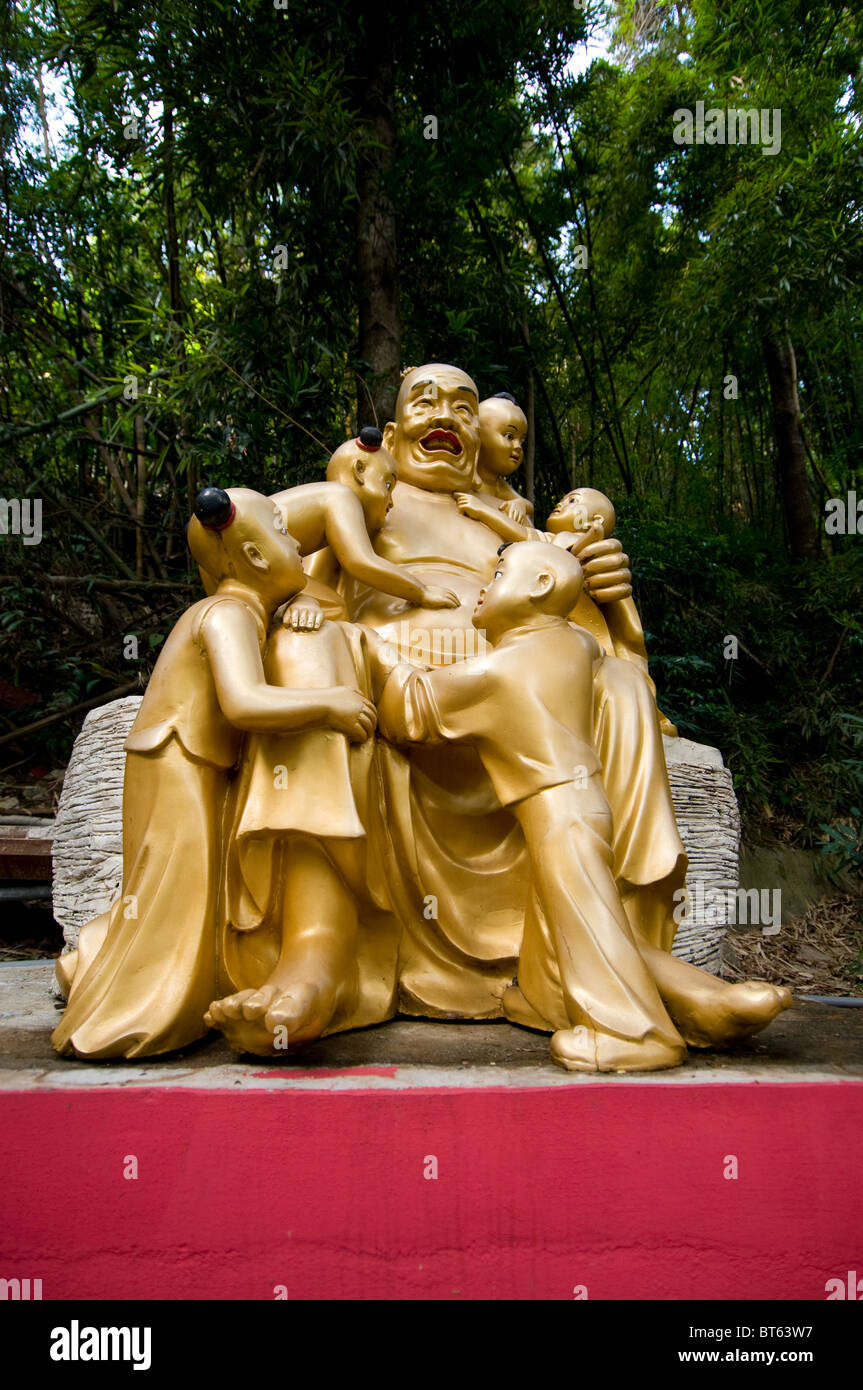 Dix mille bouddhas temple pagode monastère 1000010000 Fat Man Tsz Sha Tin, Hong Kong. 220 Pai Tau Village Banque D'Images