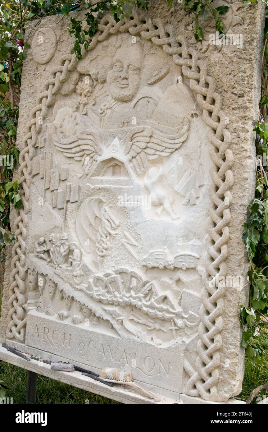 Glastonbury Festival 2010 Festival des Arts Contemporains de tailleur de pierres carving Banque D'Images