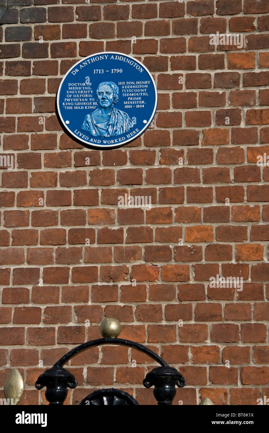 Blue plaque pour Anthony Addington, médecin au roi George le troisième, le "roi". Banque D'Images