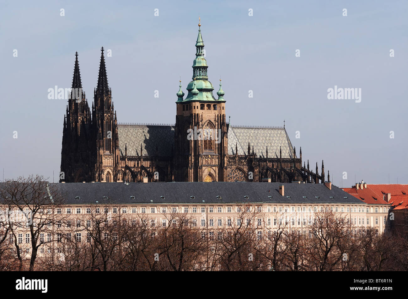Hradcany - Cathédrale de Saint Vit dans le château de Prague Banque D'Images