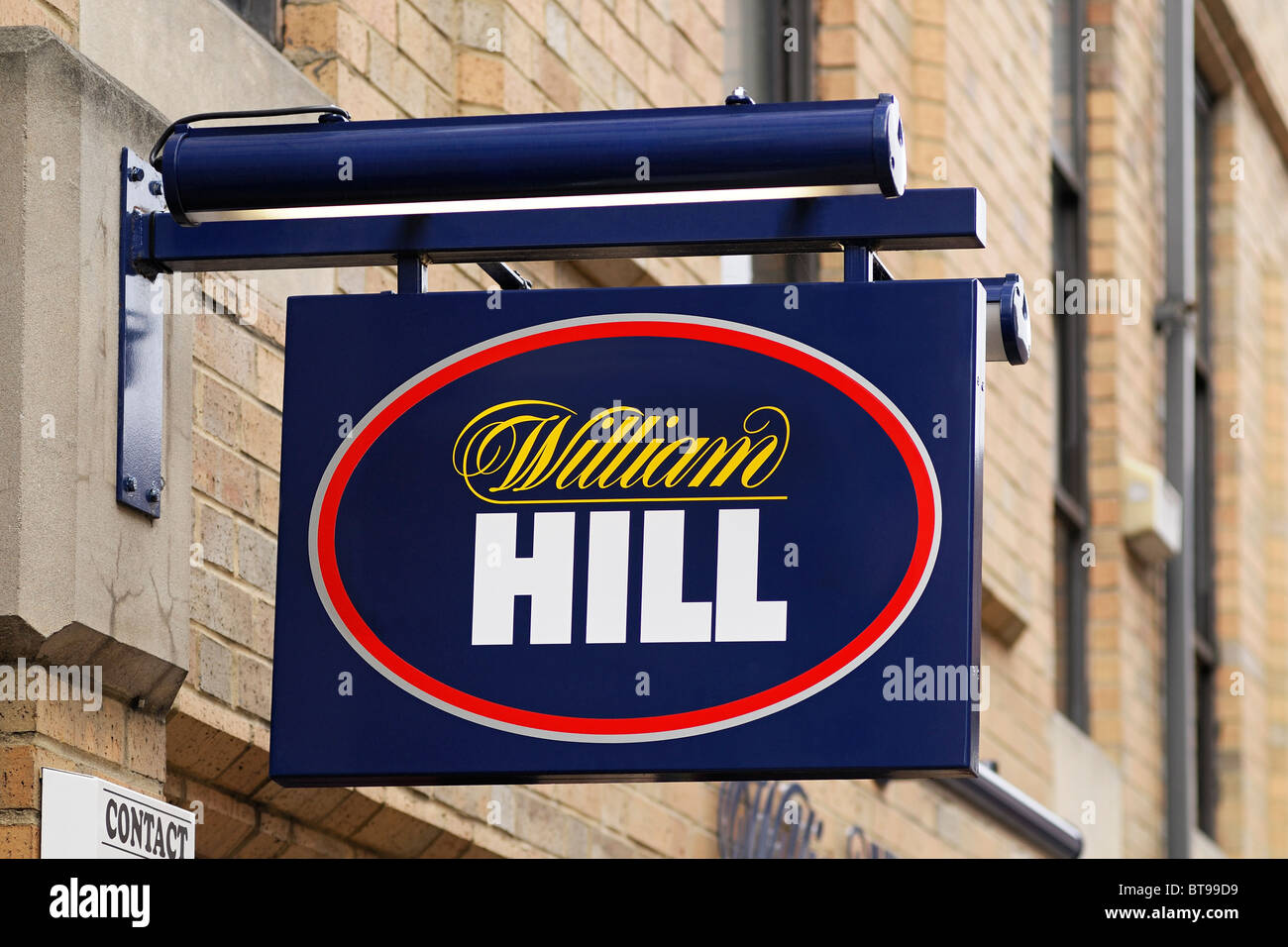 William Hill Betting Shop Sign, Oxford, UK. Banque D'Images