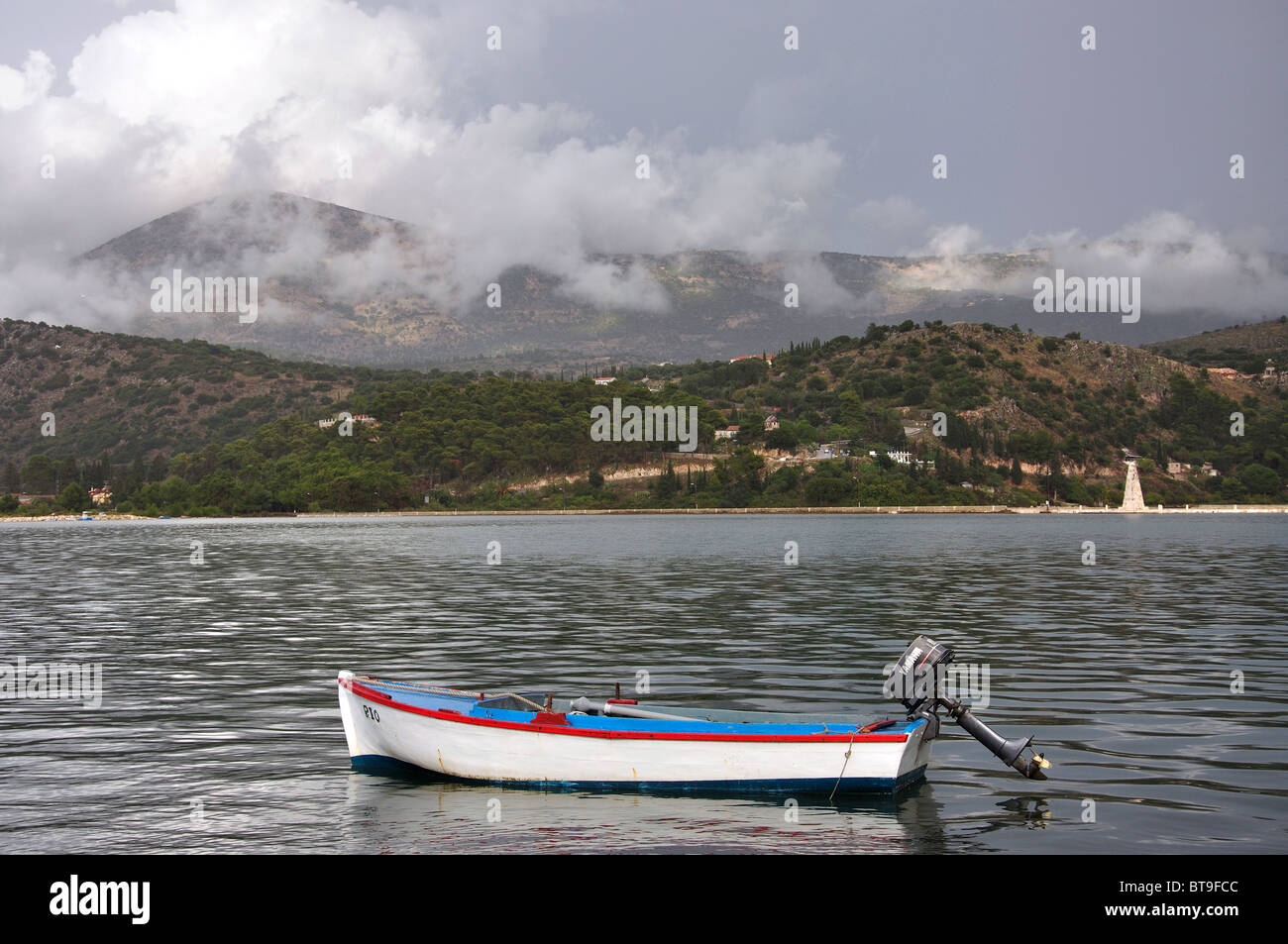 Vue sur le port, Argostoli, Kefalonia (Céphalonie), Iles Ioniennes, Grèce Banque D'Images