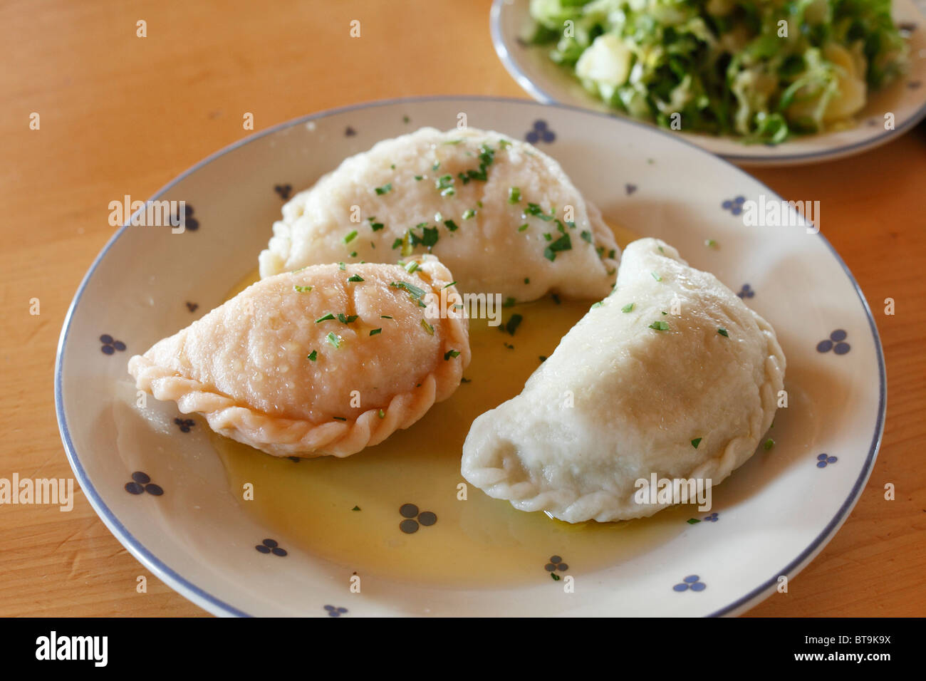 Nouilles de Carinthie, du fromage, des épinards et des beignets de pomme de terre, Carinthie, Autriche, Europe Banque D'Images