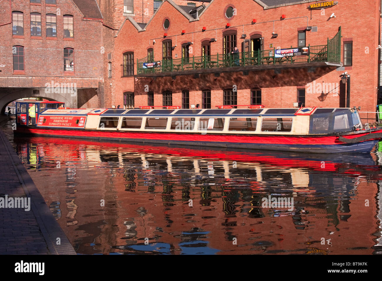 Le 'Paquet' Euphrate bateau voyage à Birmingham UK Banque D'Images