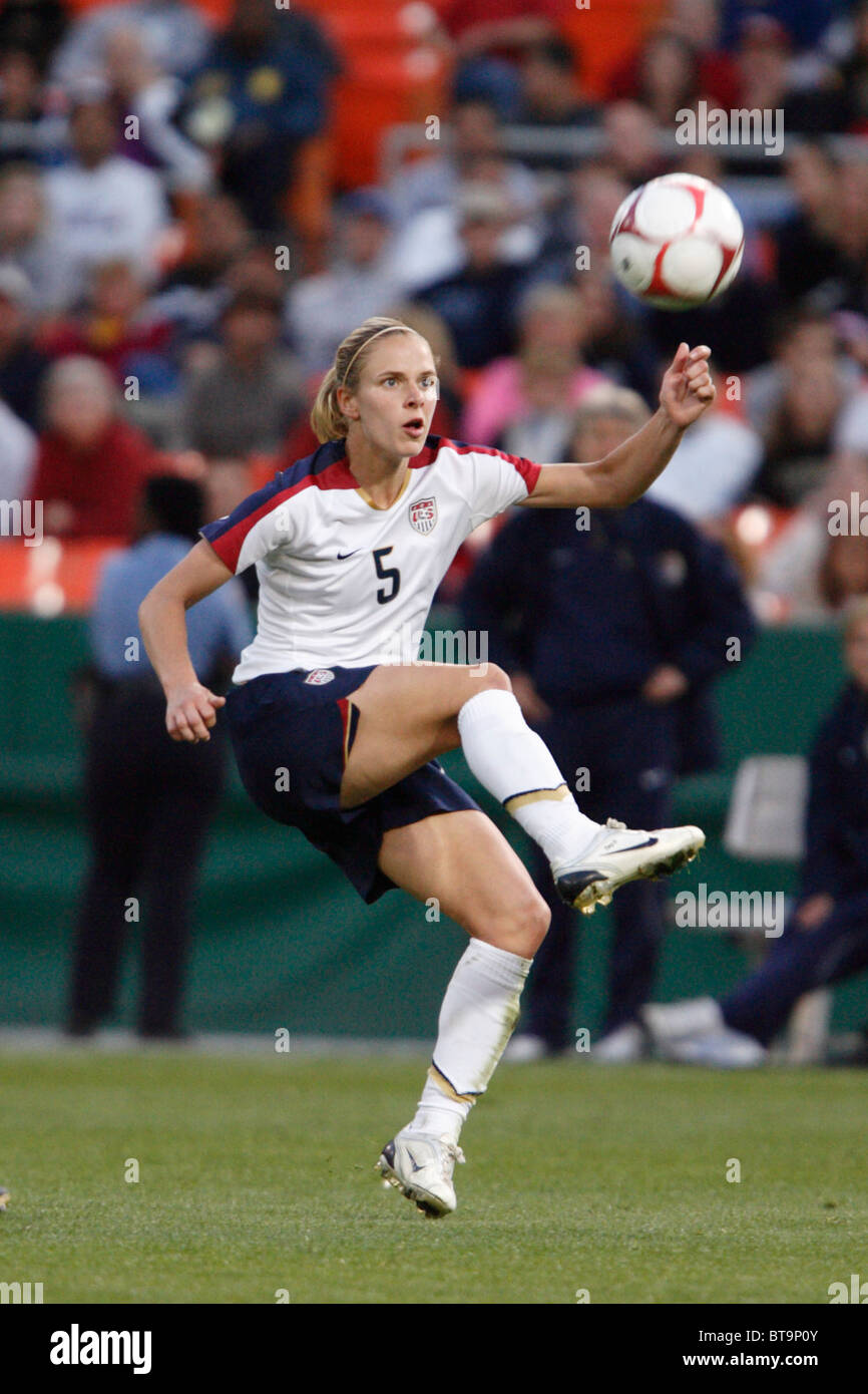 Lindsay Tarpley des États-Unis en action lors d'une amicale de soccer international contre le Canada. Banque D'Images