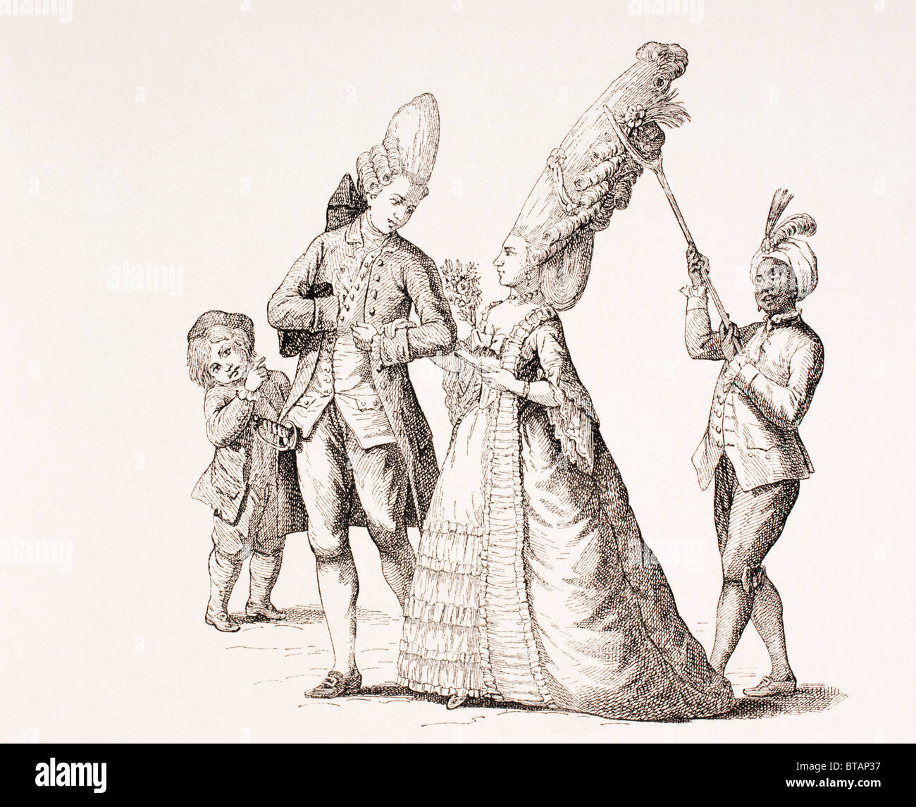 Une satire sur les coiffures extrêmes dans Paris 18ème siècle. Un serviteur marche derrière tenant les cheveux en place avec un bâton fourchu. Banque D'Images
