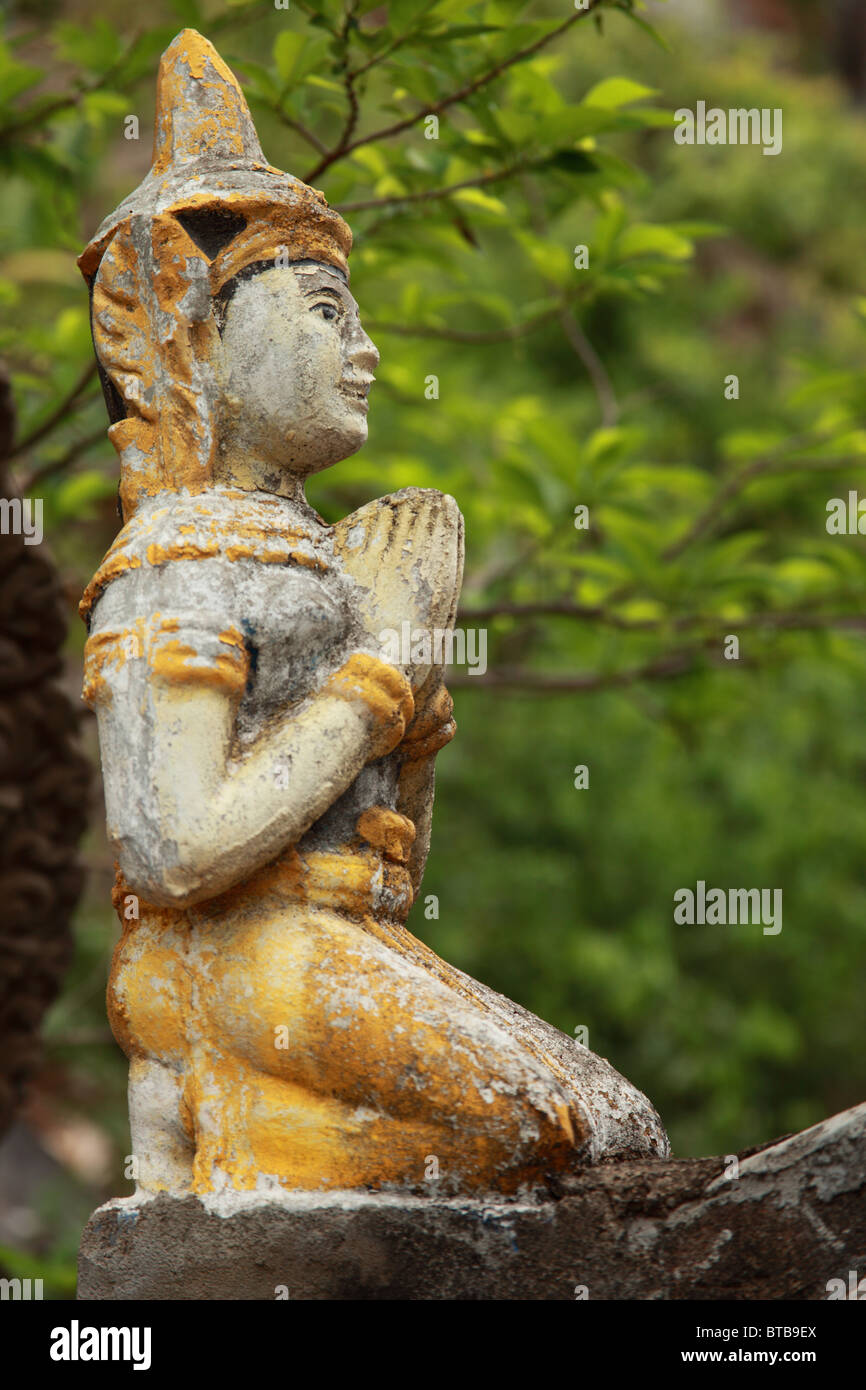 Entrée de la grotte de Phnom chhnork, à Kampot, Cambodge Banque D'Images