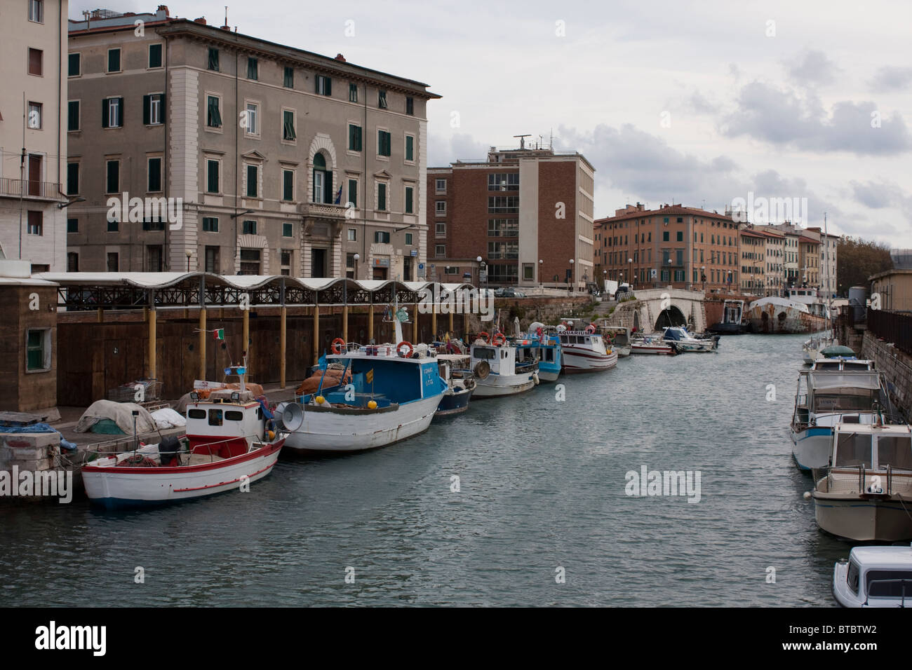 Livourne Livourne traditionnellement appelé en anglais, est une ville portuaire sur la mer Ligure, à l'extrémité ouest de la Toscane, Italie. Banque D'Images