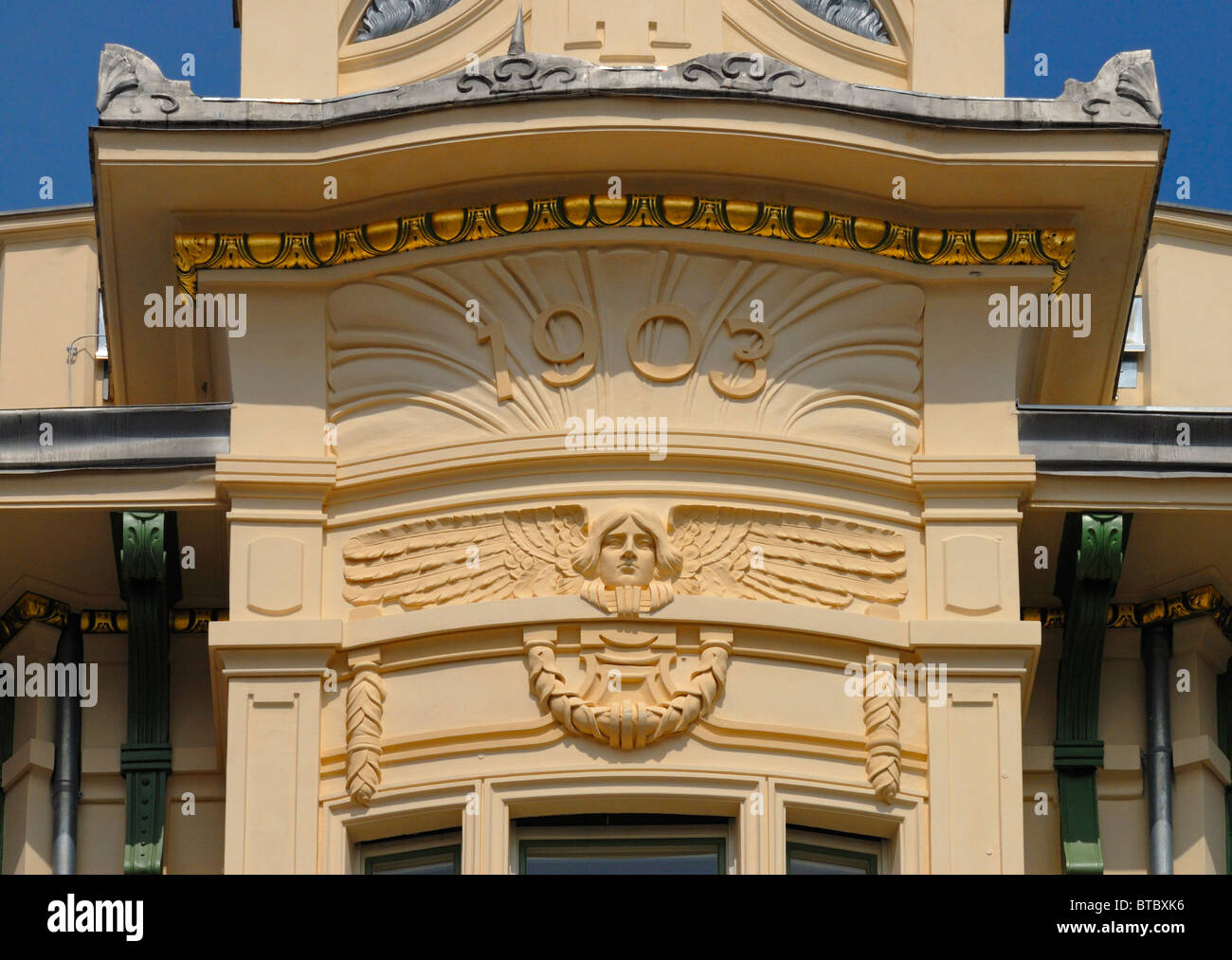 Ljubljana, Slovénie. Urbanceva Centromekur Urbanc hiša - ou - Ljubljana, premier grand magasin. Détail de l'Art Nouveau à partir de 1903 Banque D'Images