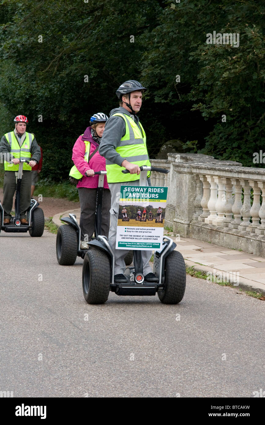 Segway riders en Angleterre Banque D'Images