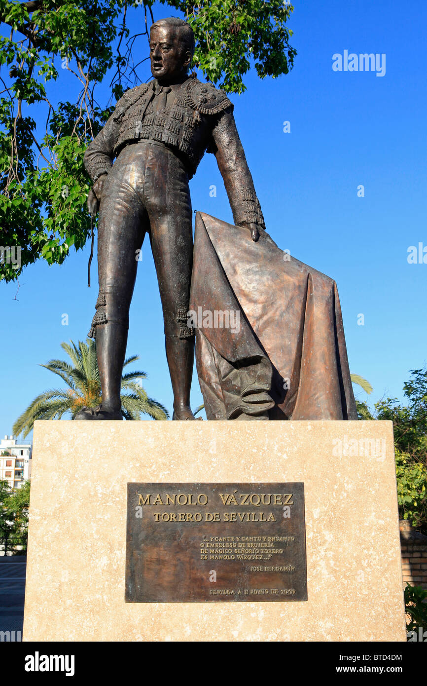 Monument à la célèbre toréador espagnol Manolo Vazquez en Séville, Espagne Banque D'Images