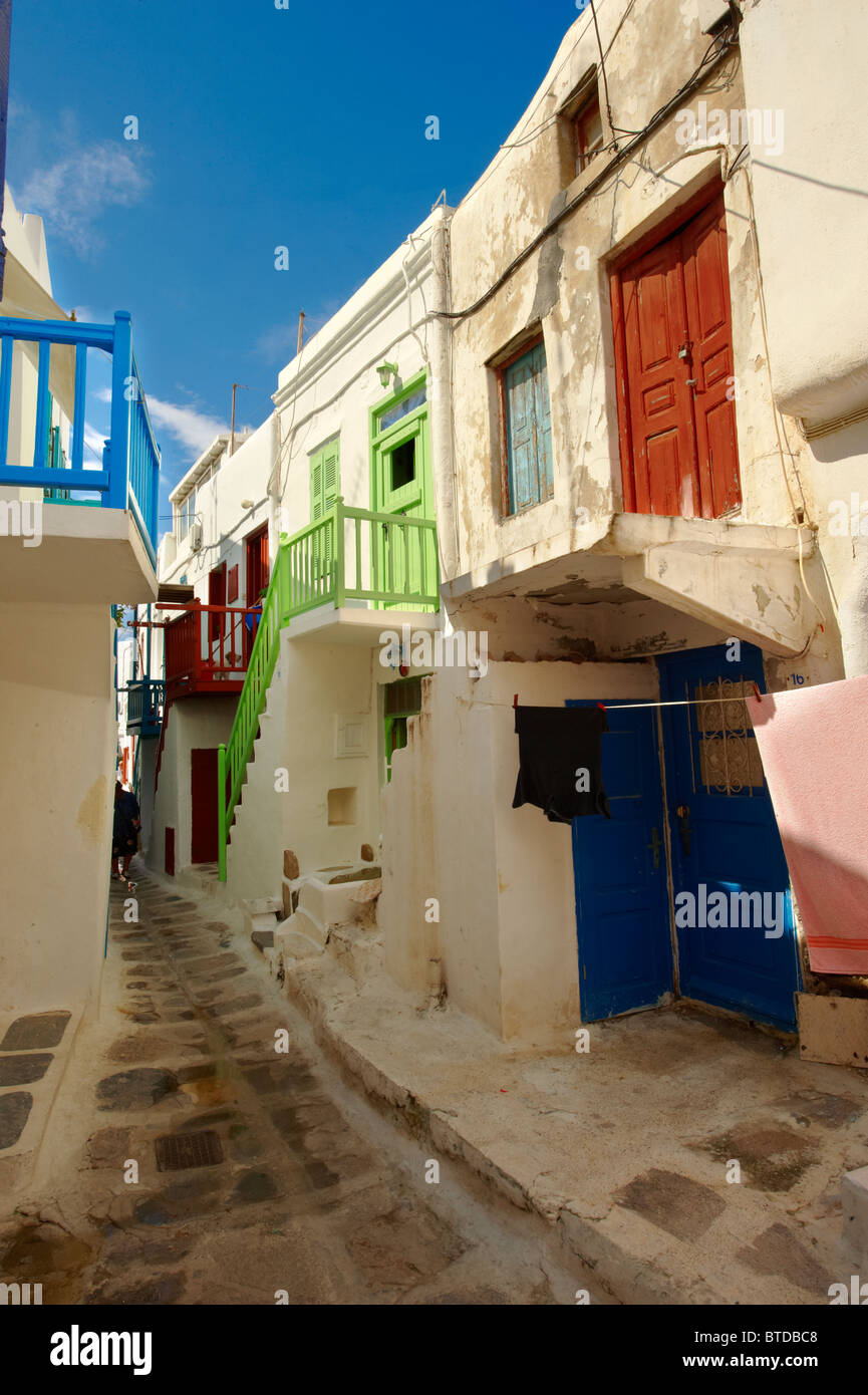 Les ruelles aux maisons colorées de Mykonos Chora, île des Cyclades, Grèce Banque D'Images