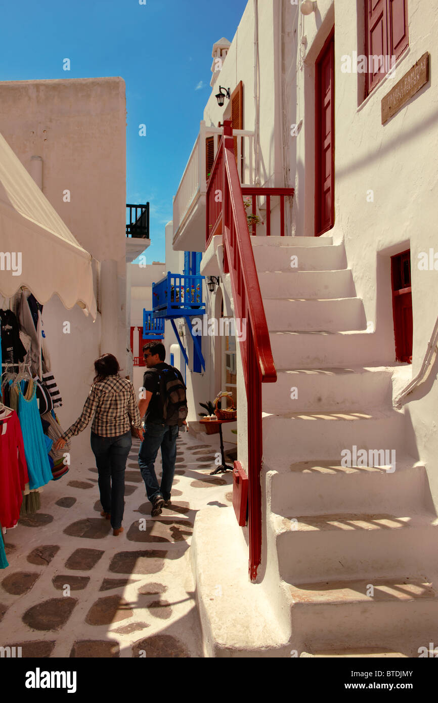 Les ruelles aux maisons colorées de Mykonos Chora, île des Cyclades, Grèce Banque D'Images