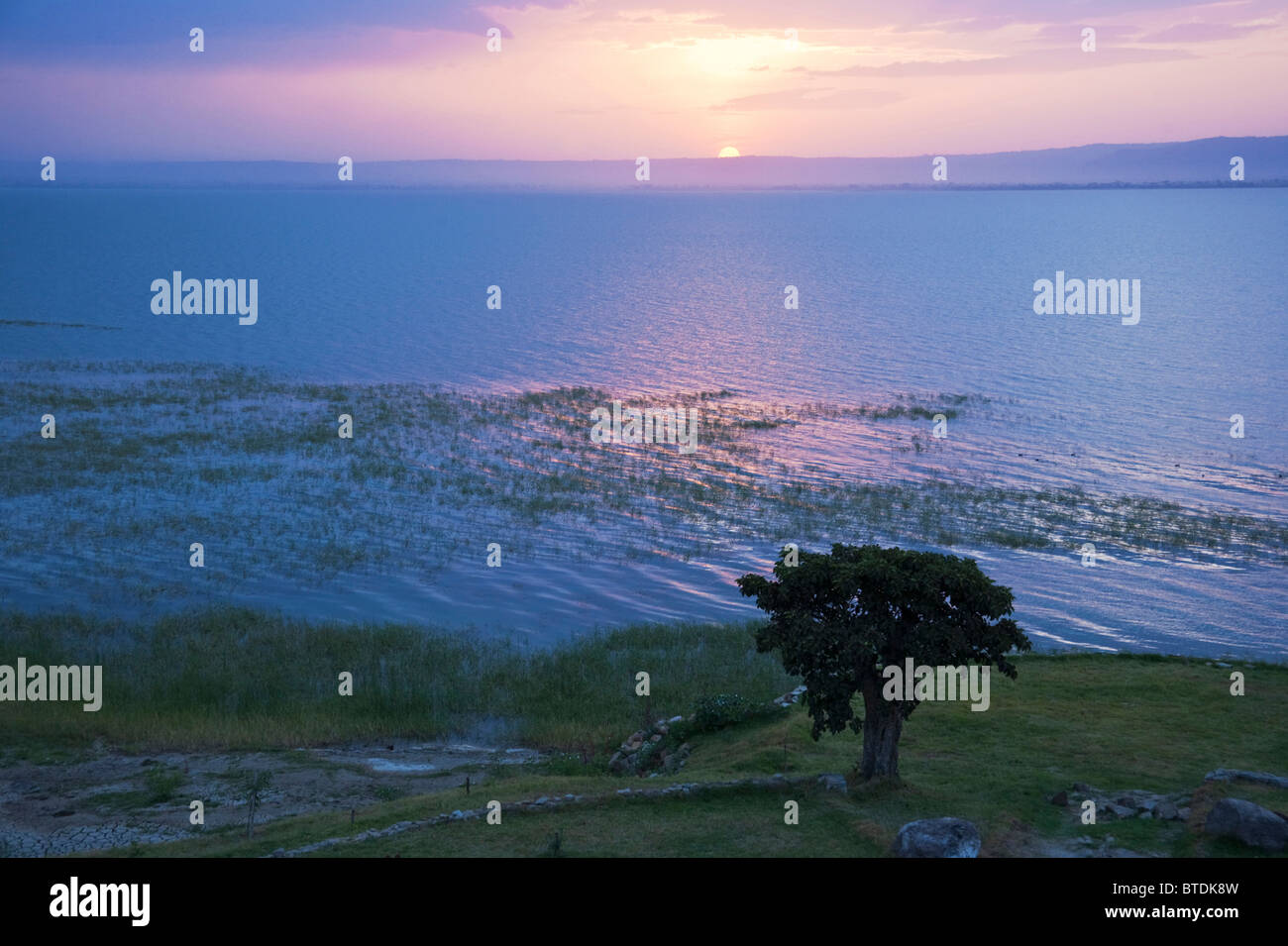 Coucher du soleil sur le lac Awassa pittoresque Banque D'Images