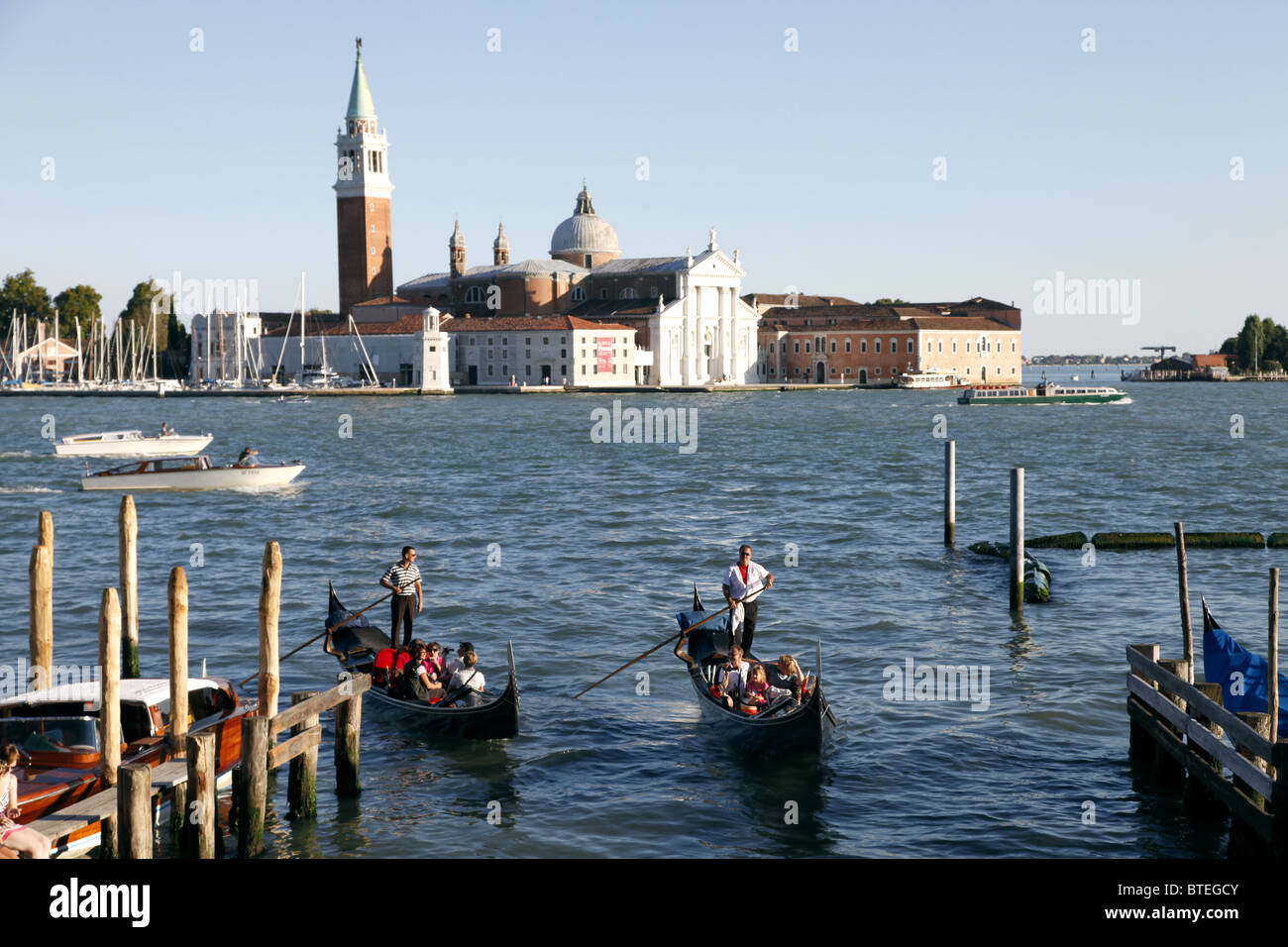 GONDOLA SAN GIORGIO MAGGIORE Venise Italie Venise Italie Venise ITALIE 11 Septembre 2010 Banque D'Images