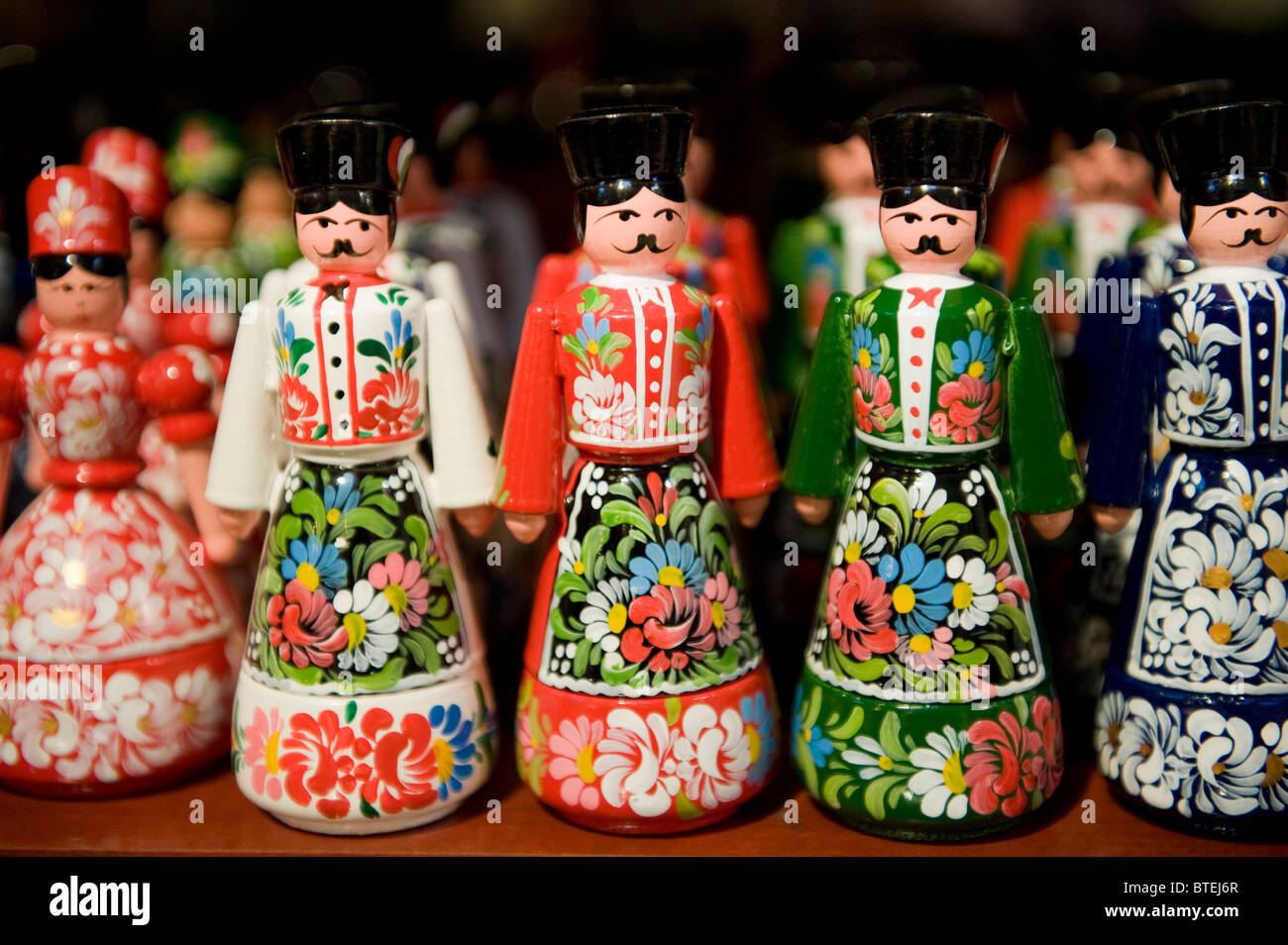 Matriochka 5 pièces Saint Petersbourg T6391 : Artisanat russe