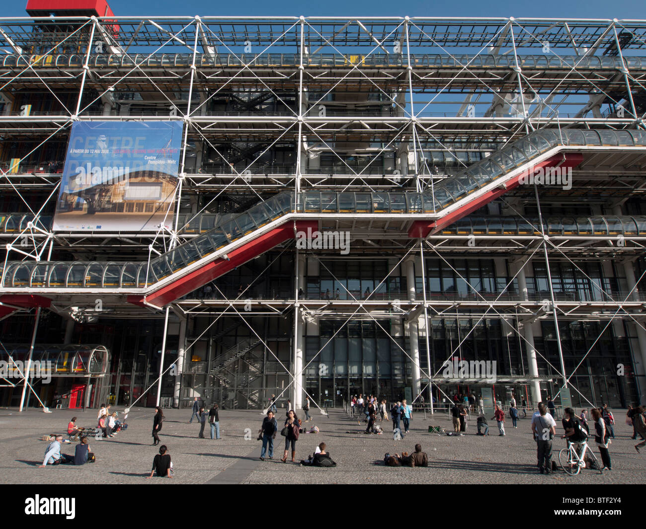 Vue sur le centre Pompidou musée d'art moderne à Paris France Banque D'Images